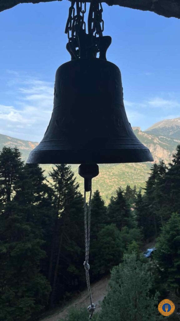 Lake Doxa - Walk in the Alps of Corinthia by George, our Gastronomic correspondent from “Taste Local Greece” - Gastronomy Tours A journey in the Pelponnese at Lake Doxa and the Moni Vrachon